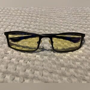 Gunnar Phenom Blue Light Glasses • Black Frame Amber Lens Gaming Eyewear